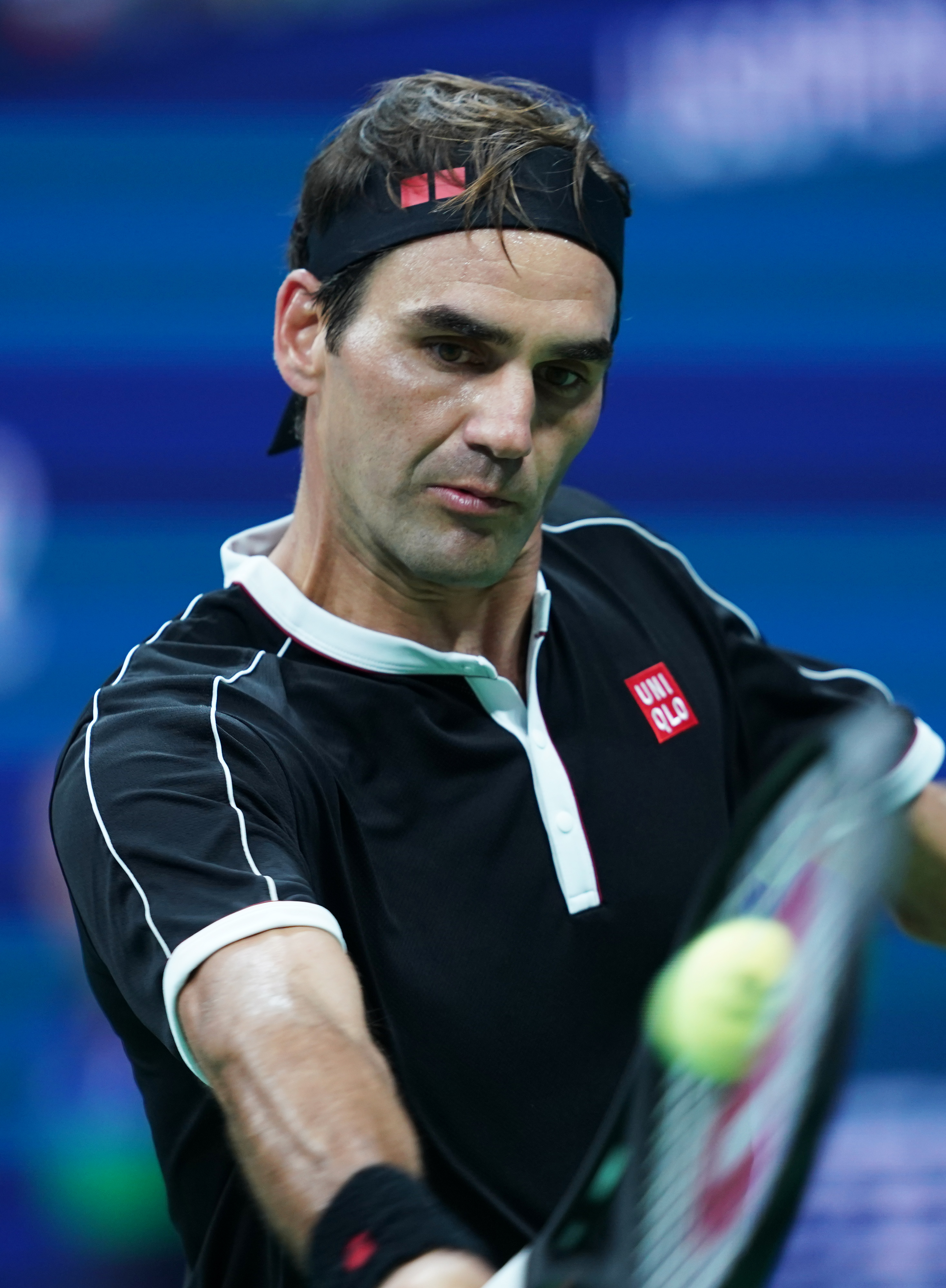 C7- 费德勒连续十场比赛得分超过爆冷，利物浦不断突破！赢得满堂喝彩